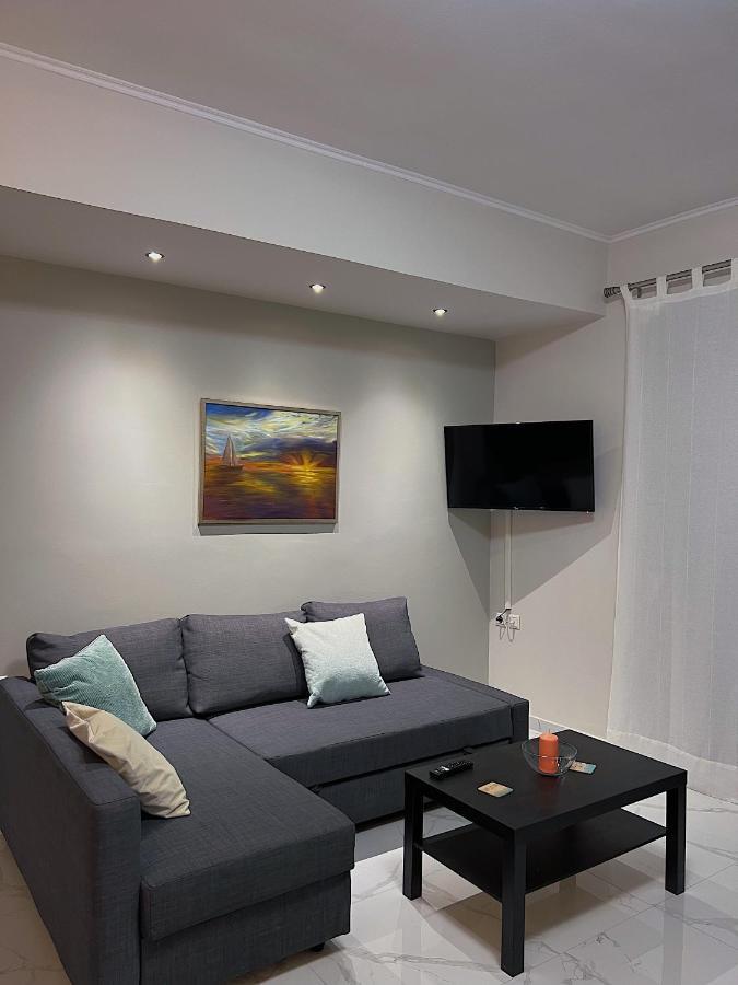 Sea Horizon Suites Chalkís Eksteriør billede